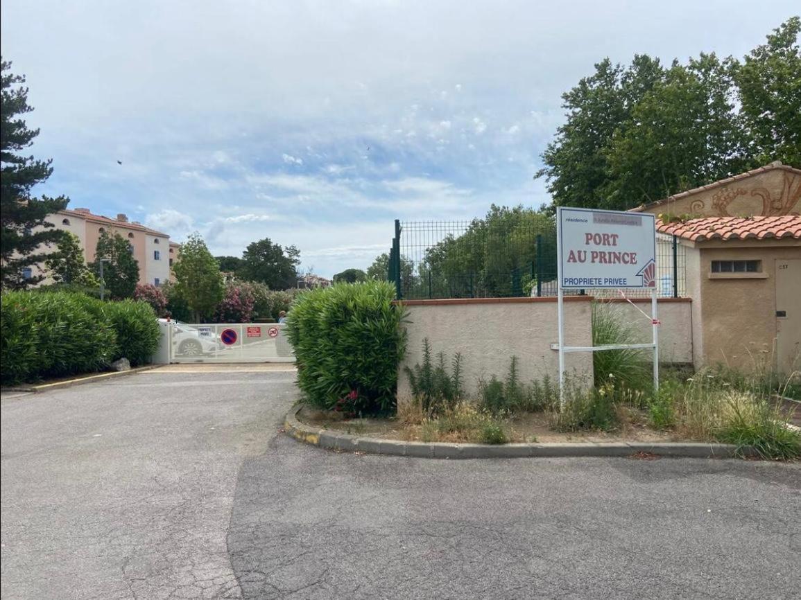 Hispaniola, Avec Vue Sur La Marina Et Parking Prive 圣西普里安 外观 照片